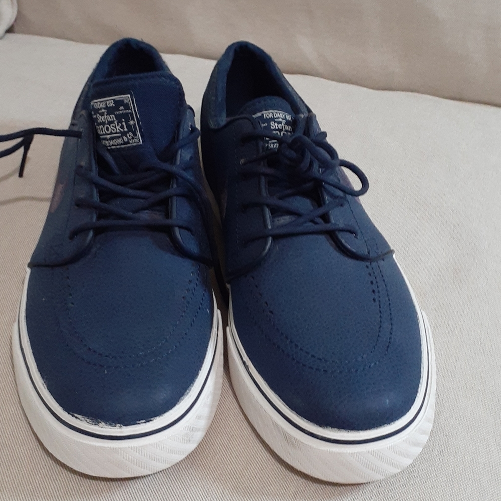 Nike skateboarding shoes - Picture 4 of 4